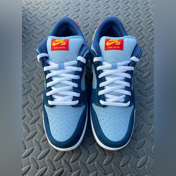 SB why so sad dunks - Picture 2 of 10